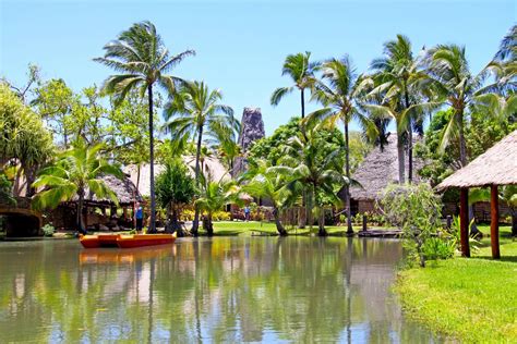 Polynesian Cultural Center - Circle Island Tour, Laie, Oahu, Hawaii, USA - James Photography