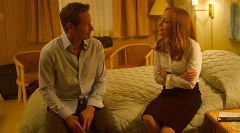 'The X-Files': Gillian Anderson Posts Perfect Comment About That Mulder and Scully Hookup Tease