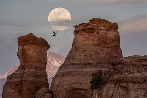 This Incredible 'MoonWalk' Photo Was Captured in a Single Shot | PetaPixel