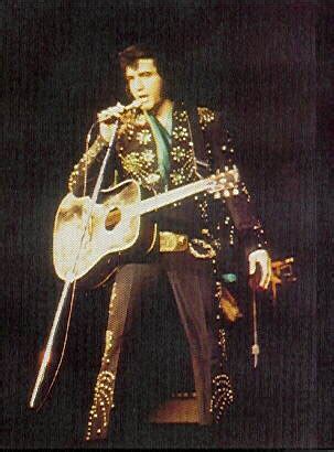 November 13 – Events Today in Elvis Presley History – Elvis Presley