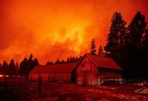 Caldor Fire Map, Update as Thousands Evacuated From California's Lake Tahoe - Newsweek