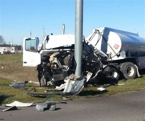 UPDATE: Tanker Truck Accident Leaking Fuel – InkFreeNews.com