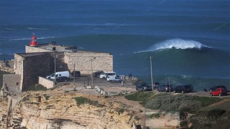 Nazare lighthouse Big Wave Surfing, Big Waves, Travel Ideas, Lighthouse, Tourism, Portugal ...