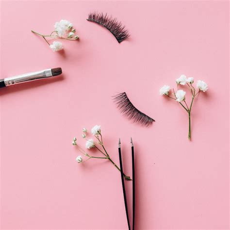 The Best Tweezers for Eyebrows: Your Guide!