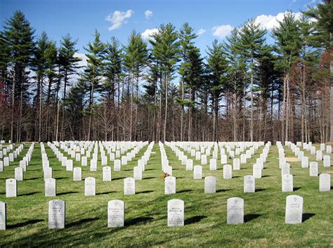 Memorial Day at the New Hampshire State Veterans Cemetery - New Hampshire Magazine