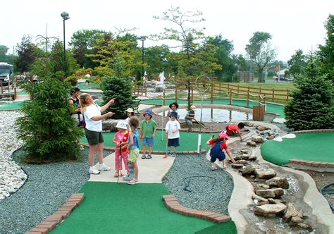 The Best Mini-Golf Courses in Burlington, Hamilton and Oakville