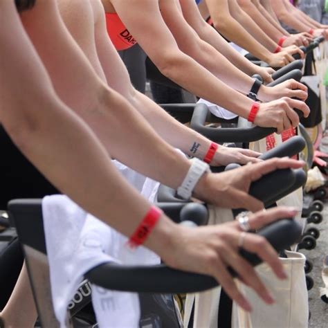 Cycling gear what to wear to spin class what not to show up for spinning without indoor cycling ...