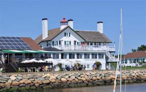 LIGHTHOUSE INN, West Dennis - Restaurant Reviews, Photos & Phone Number ...