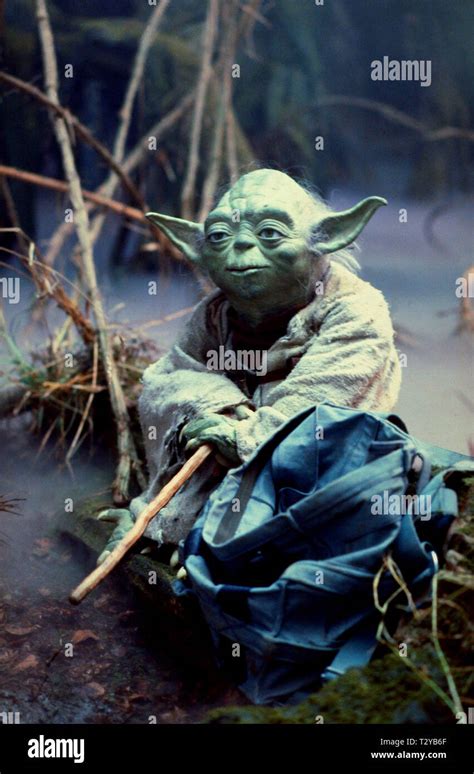 Star wars yoda empire strikes back hi-res stock photography and images ...