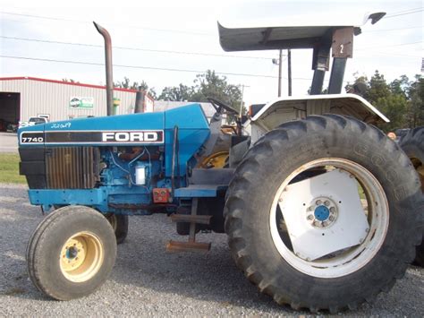 Ford - New Holland 7740 salvage tractor at Bootheel Tractor Parts