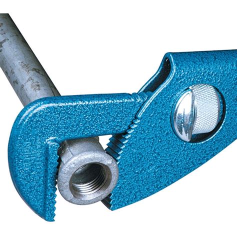 Gedore 6419600 3" High-Speed Pipe Wrench with Screw Adjuster 152 14 from Lawson HIS