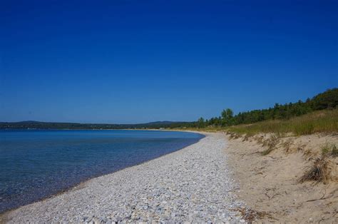 Petoskey - Michigan 1streetover travel