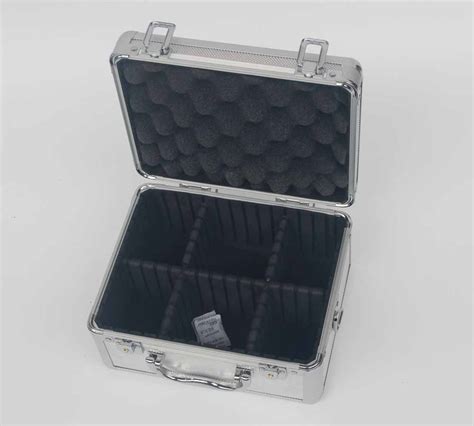 Silver Embossed Diamond Aluminum Professional Camera Carrying Cases MSACase