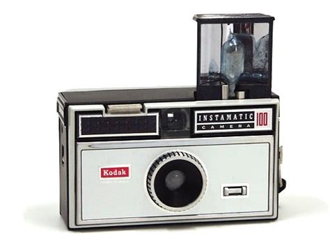 Lomopedia: Kodak Instamatic 100 · Lomography