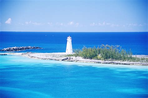 New Providence Island, BS holiday accommodation: holiday houses & more ...