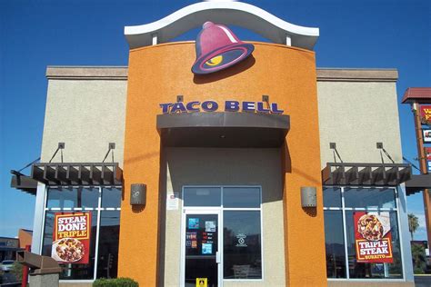 Taco Bell Drive-Thru Cashier Caught Stealing Credit Card Info - Eater