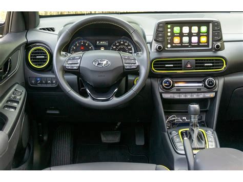 2018 Hyundai Kona: 124 Interior Photos | U.S. News