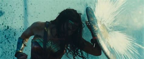 Wonder Woman Action Scene Is the Best Thing in the DCEU | Collider