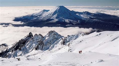 Mt Ruapehu Crater Lake Guided Walk from Taupo | Love Taupo