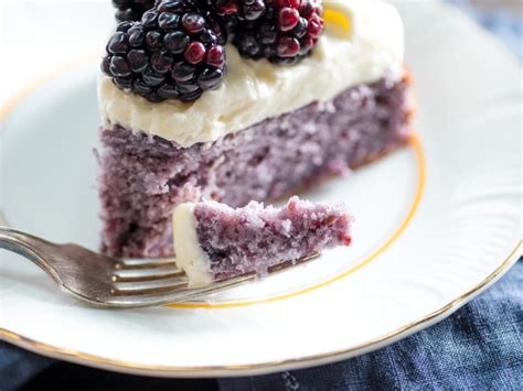 Fresh Blackberry Cake Is a Summer Spectacle Blackberry Cake, Blackberry Recipes, Blackberry Jam ...