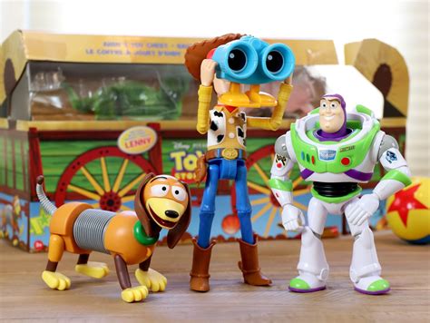 Dan the Pixar Fan: Toy Story: Andy's Toy Chest Gift Set—7" Scale Action Figure Collection (by ...