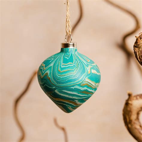 The Etsy Market: 2022 Holiday Ornaments by The Etsy Market - Issuu