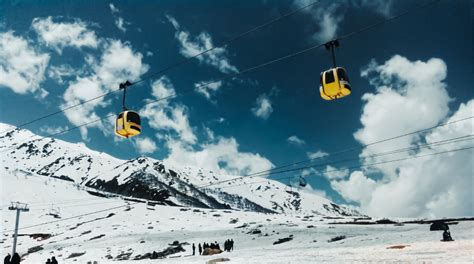 Gulmarg Gondola Ride Booking 2024 - Phase 1 & 2