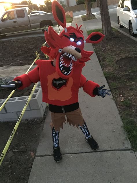 DIY Five nights at Freddy's Foxy the pirate costume | Foxy costume, Halloween hacks, Freddy costume