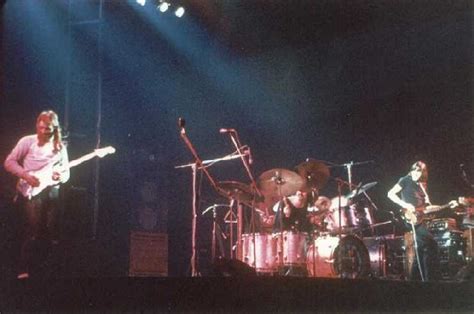 Pink Floyd news :: Brain Damage - Pink Floyd - Dome, Brighton, January 20th 1972