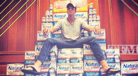 Natty Light Will Pay You $40 An Hour To ‘Be Cool’ & Drink Beer | Country Rebel ...