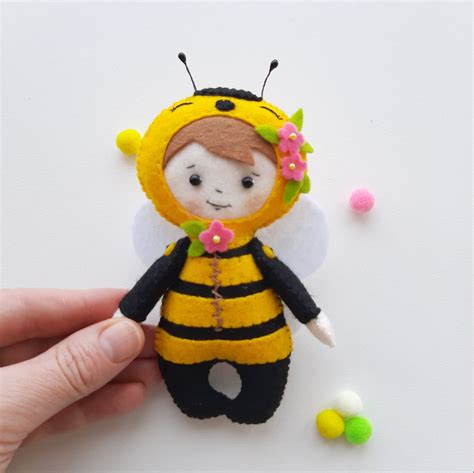 Bee Plush Pattern Bee Sewing Pattern Pdf Felt Doll Pattern Bee | Etsy