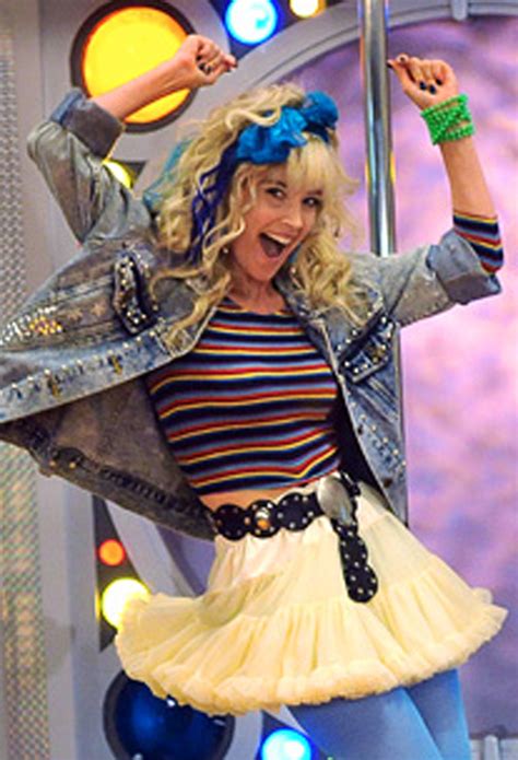 robin sparkles! how i met your mother How I Met Your Mother, Theme ...