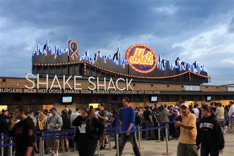 Joltin' Joe - An MLB Stadium Fan Guide: Citi Field