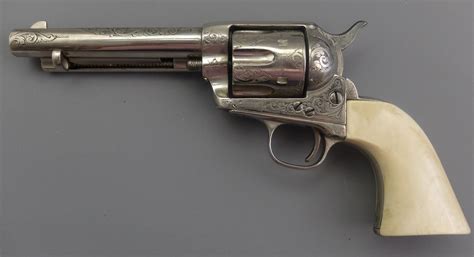 REVOLVER COLT PEACEMAKER MODELE 1873 SSA, calibre 45 colt, 6 coups, simple action, ca...