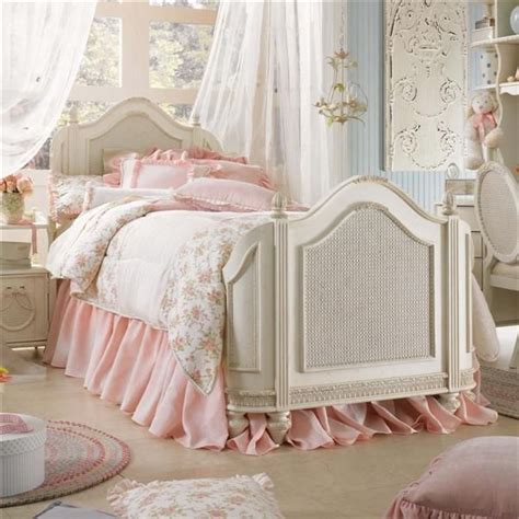 56 best Girly Vintage Bedroom Ideas images on Pinterest | Bedroom ideas ...