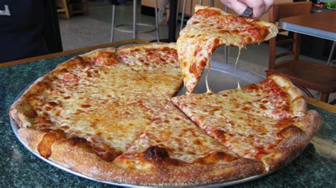 Bronx Pizza: A Restaurant in San Diego, CA - Thrillist