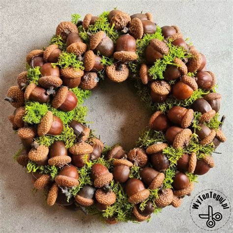 25 DIY Acorn Crafts