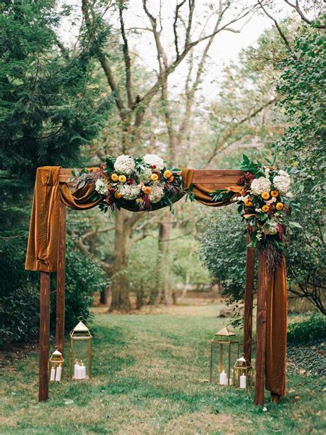 23 Rustic and Vintage Wedding Entrance Decorations – ChicWedd