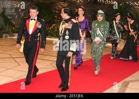 Sultan Brunei Wife