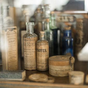 Collecting Vintage Medicine Bottles: Types & Values | LoveToKnow