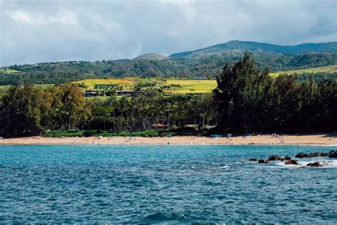 20 Best Beaches in West Maui - Avenly Lane Travel