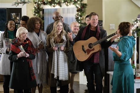 Christmas in Evergreen: Tidings of Joy (2019 Hallmark) – Lifetime Uncorked