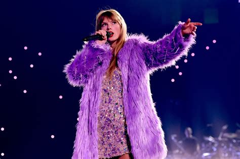 Houston to illuminate in 'Lavender Haze' for Taylor Swift