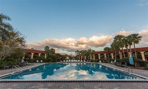 Maingate Lakeside Resort: Hotel near Orlando Theme Parks | Groupon Getaways