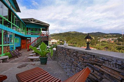 10 BEST Hostels in Monteverde (2023 Insider Guide)