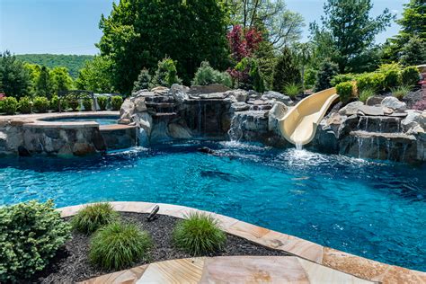 Bloomsbury, NJ - Custom Inground Swimming Pool Design & Construction