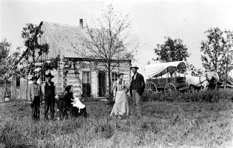 A family at their Missouri homestead - 1896 : TheWayWeWere