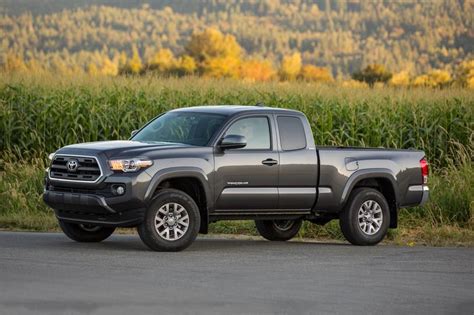 2019 Toyota Tacoma Prices, Reviews, and Pictures | Edmunds