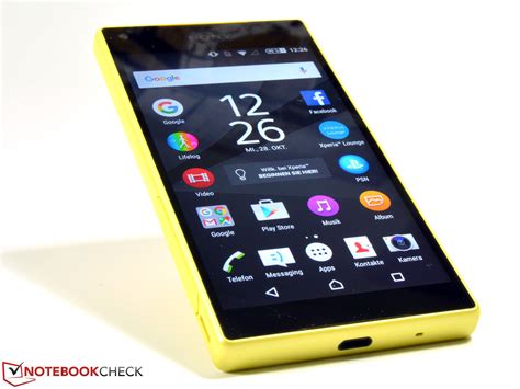 Sony Xperia Z5 Compact Smartphone Review - NotebookCheck.net Reviews