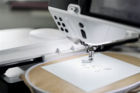 BERNINA accessories search: Make the most of your BERNINA – with presser feet and special ...